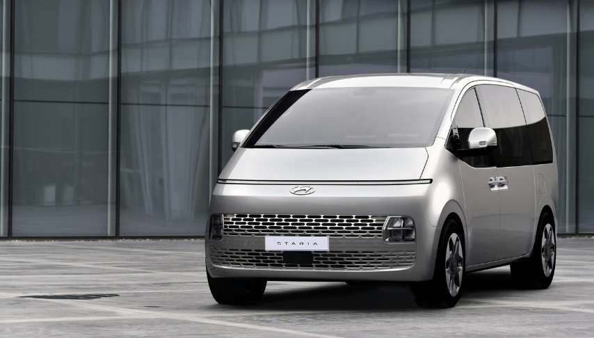 Hyundaiden yeni MPV: 225 beygirlik Staria Hibrit 