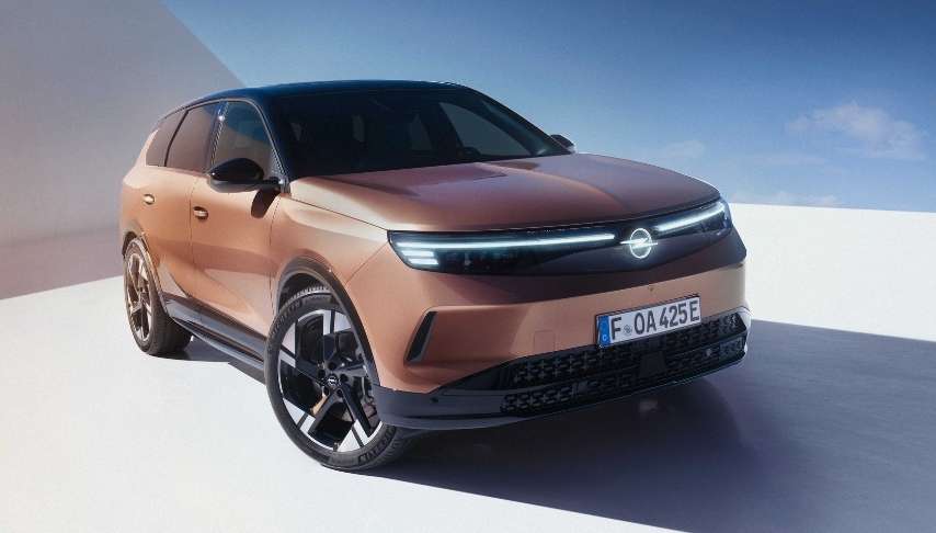 Yeni Opel Grandland yeniliki marka vizyonunu hayata geiriyor!